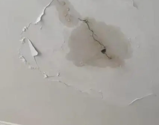 扶绥阳台漏水维修公司分享下屋面防水工程质量问题原因分析